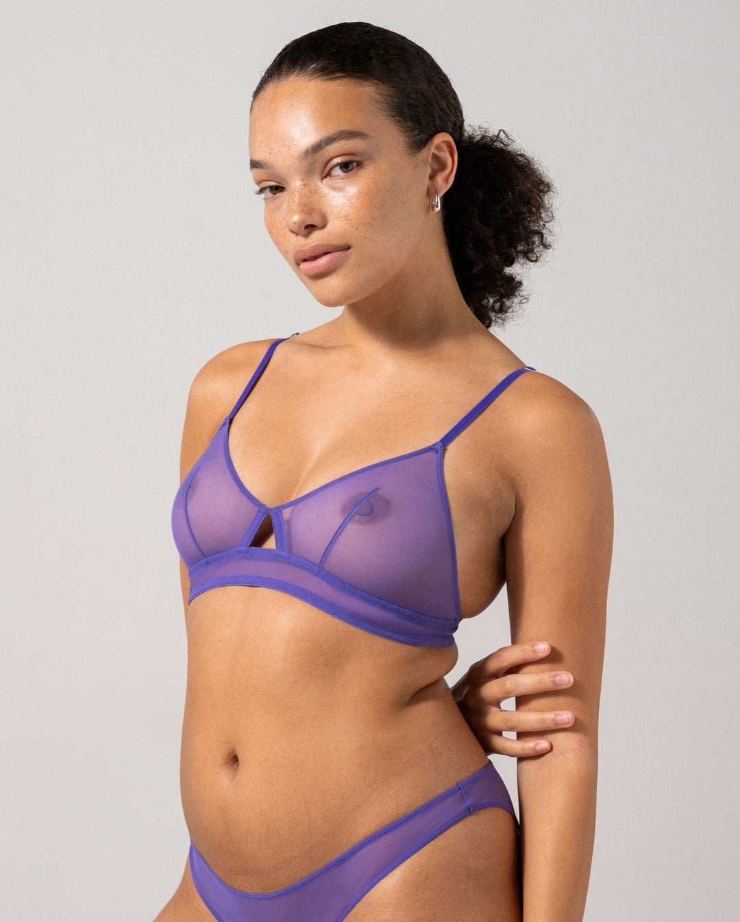Mesh See Through Stitching Bra Set Cut Out Thin Section