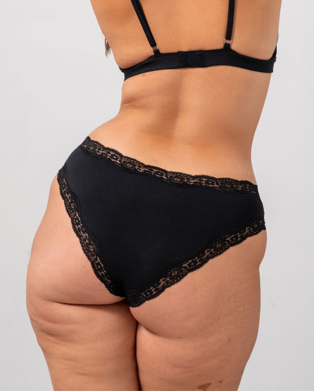 Micro Lace Cheeky 3-Pack